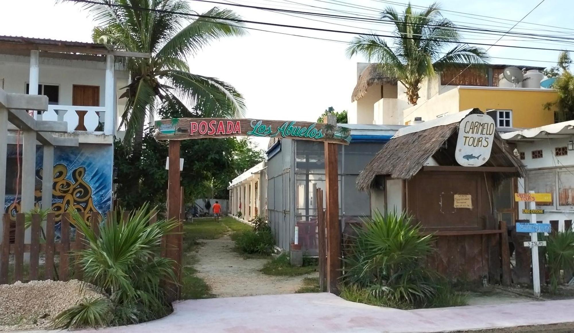 Posada Los Abuelos Isla Holbox Exteriör bild