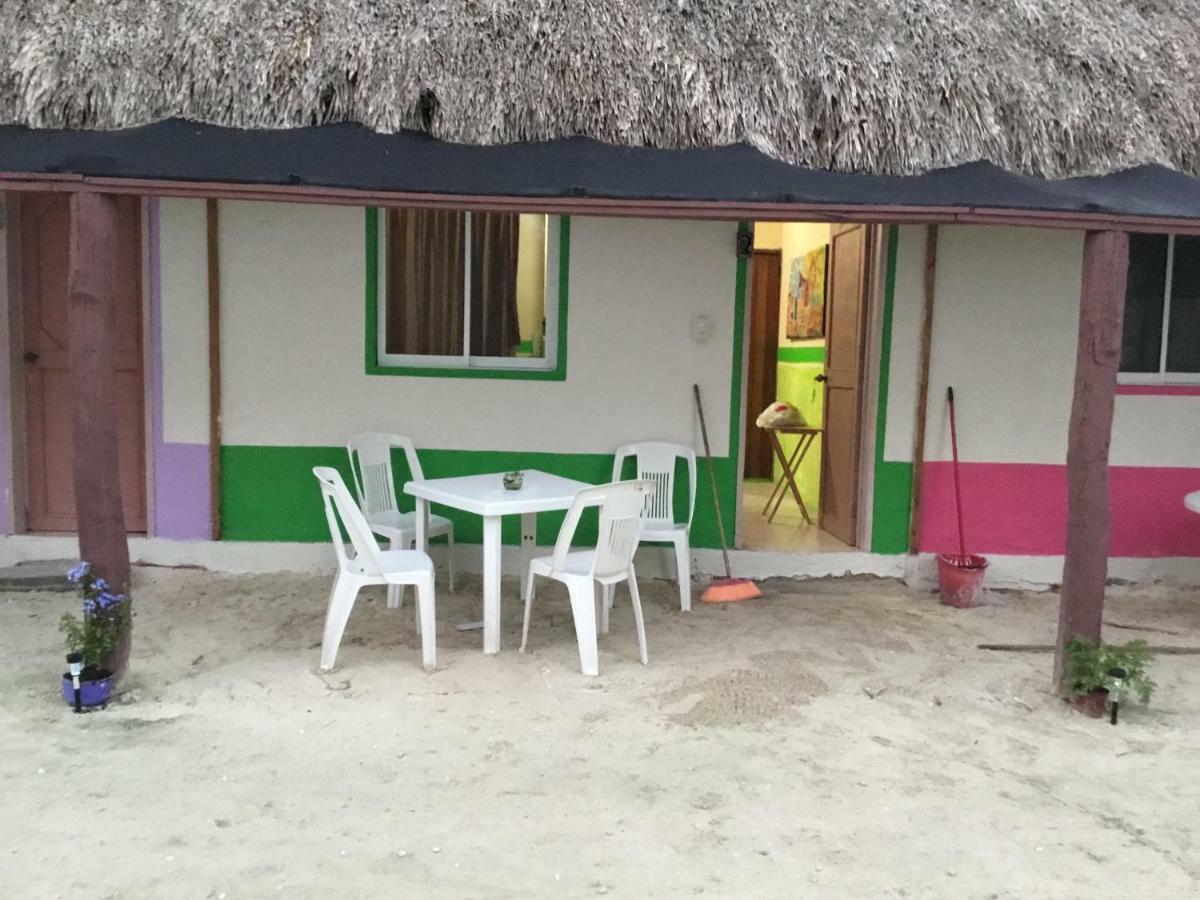 Posada Los Abuelos Isla Holbox Exteriör bild