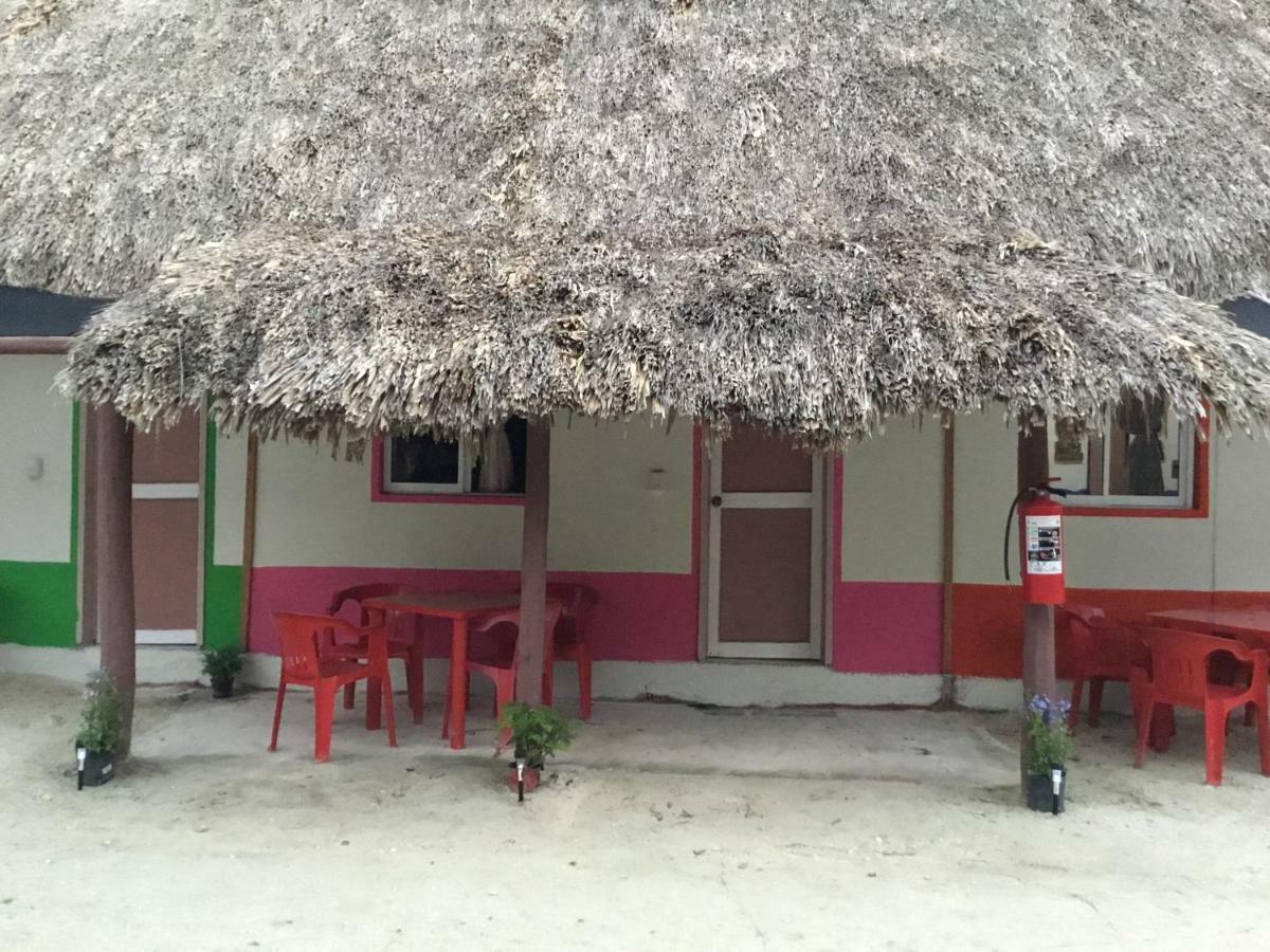 Posada Los Abuelos Isla Holbox Exteriör bild